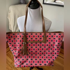 Stella and Dot Tote. Good used condition. Super roomy with pockets.